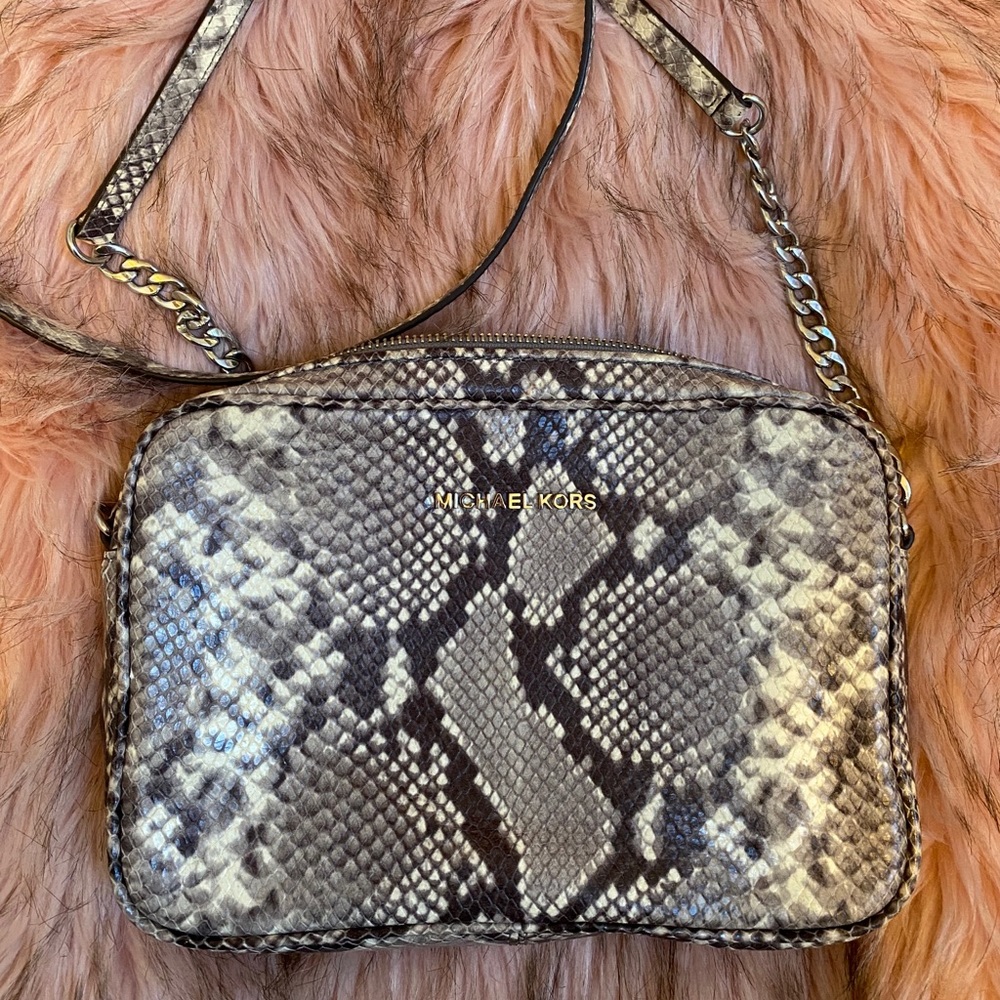 ❌❌SOLD❌❌Snakeskin print Michael Kors bag